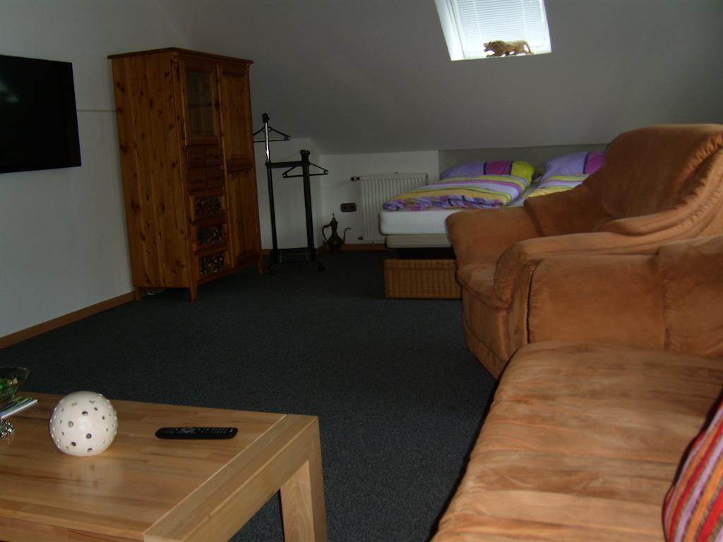 Ferienwohnung Leichlingen Δωμάτιο φωτογραφία
